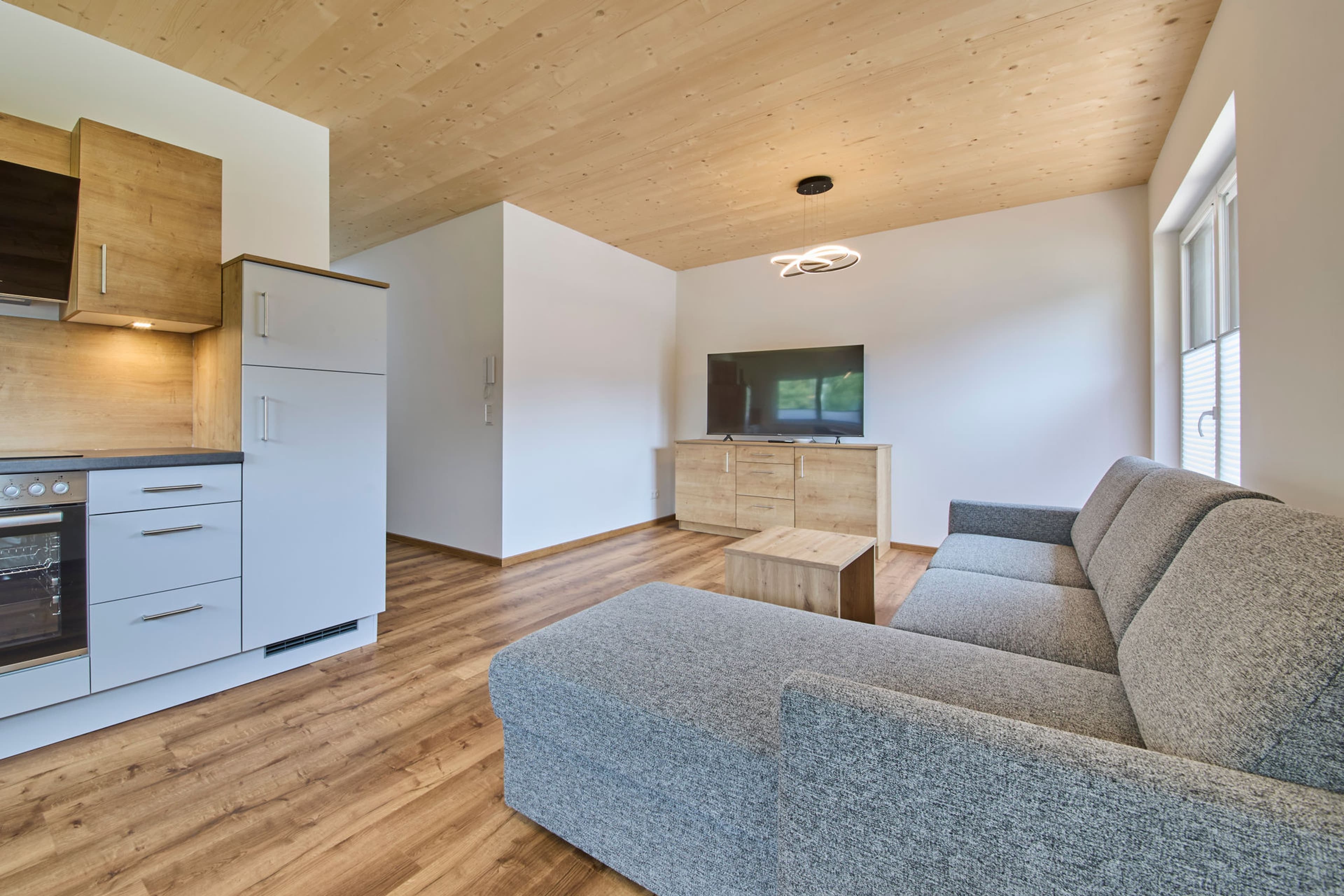 Baron’s Living - Apartment Top 4