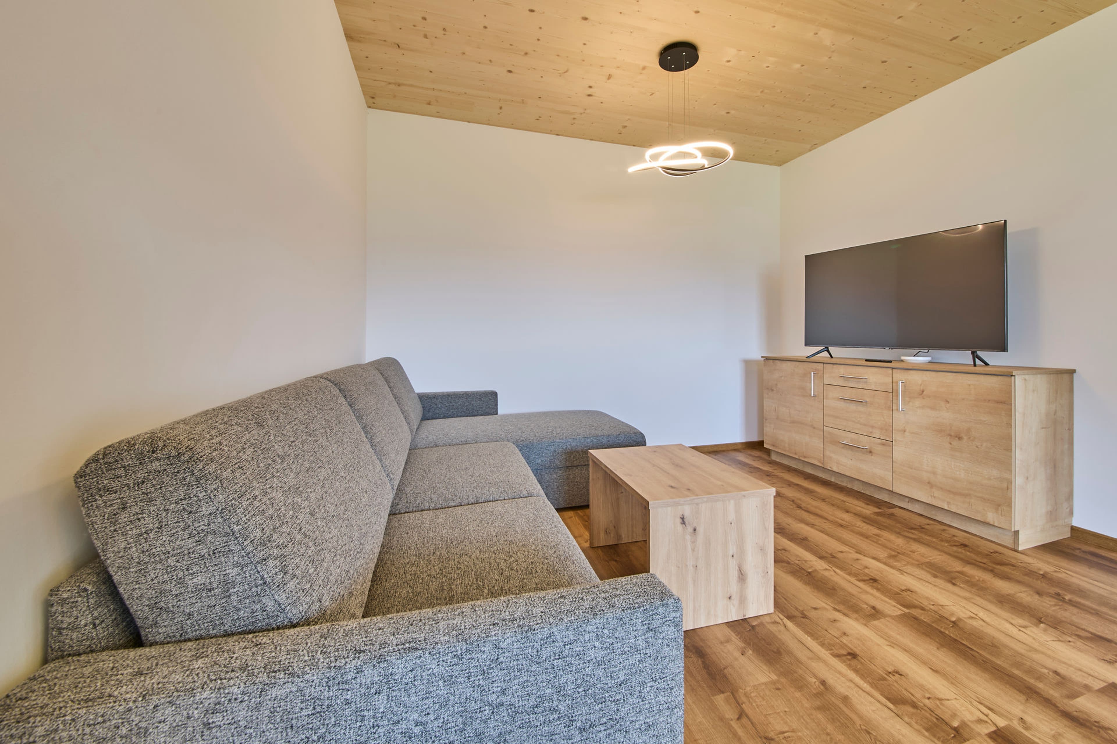 Baron’s Living - Apartment Top 3 - undefined