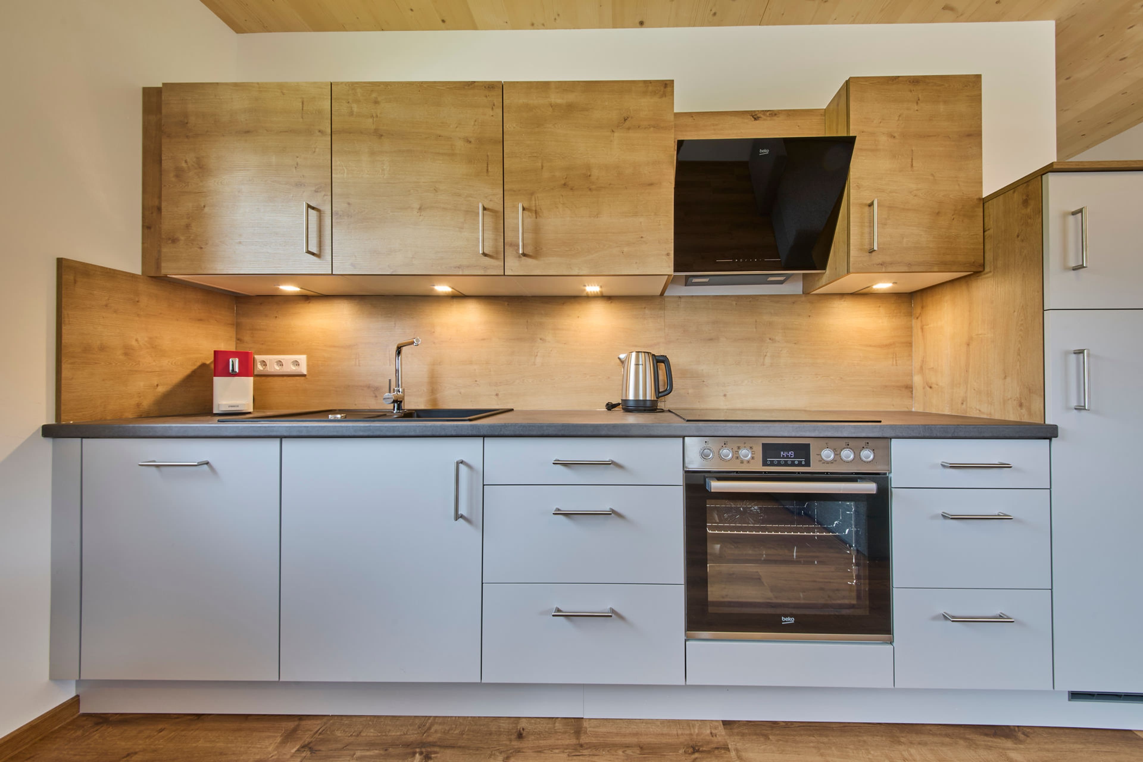Baron’s Living - Apartment Top 4 - 6