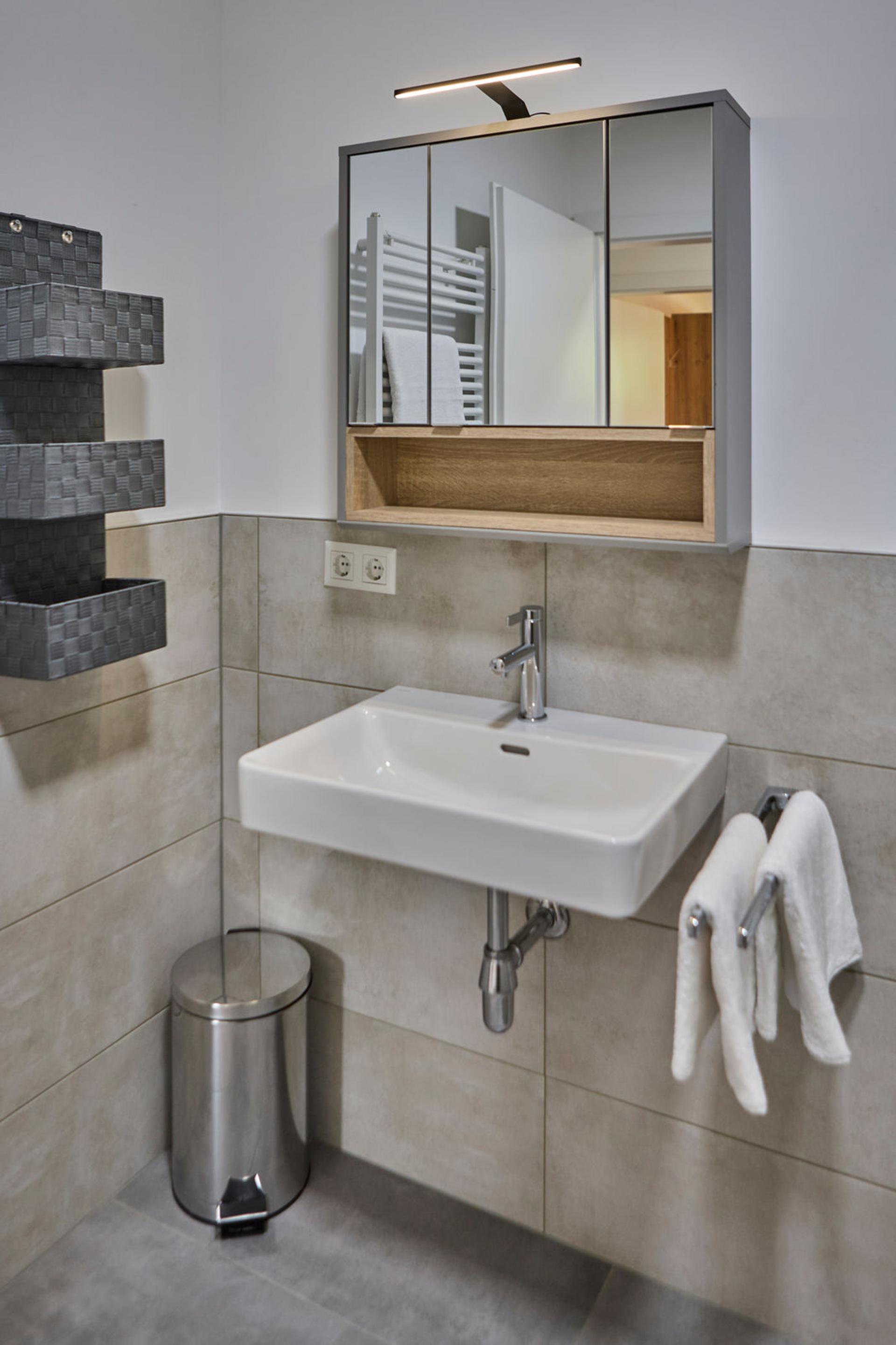 Baron’s Living · Apartment Top 4 - 8
